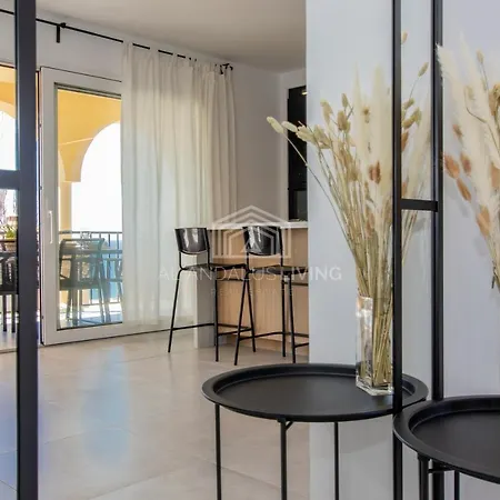 Panoramic Sea Views And Direct Access To The Beach From The Community In Torrenueva * Málaga