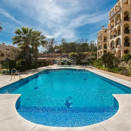 Panoramic Sea Views And Direct Access To The Beach From The Community In Torrenueva Apartment *